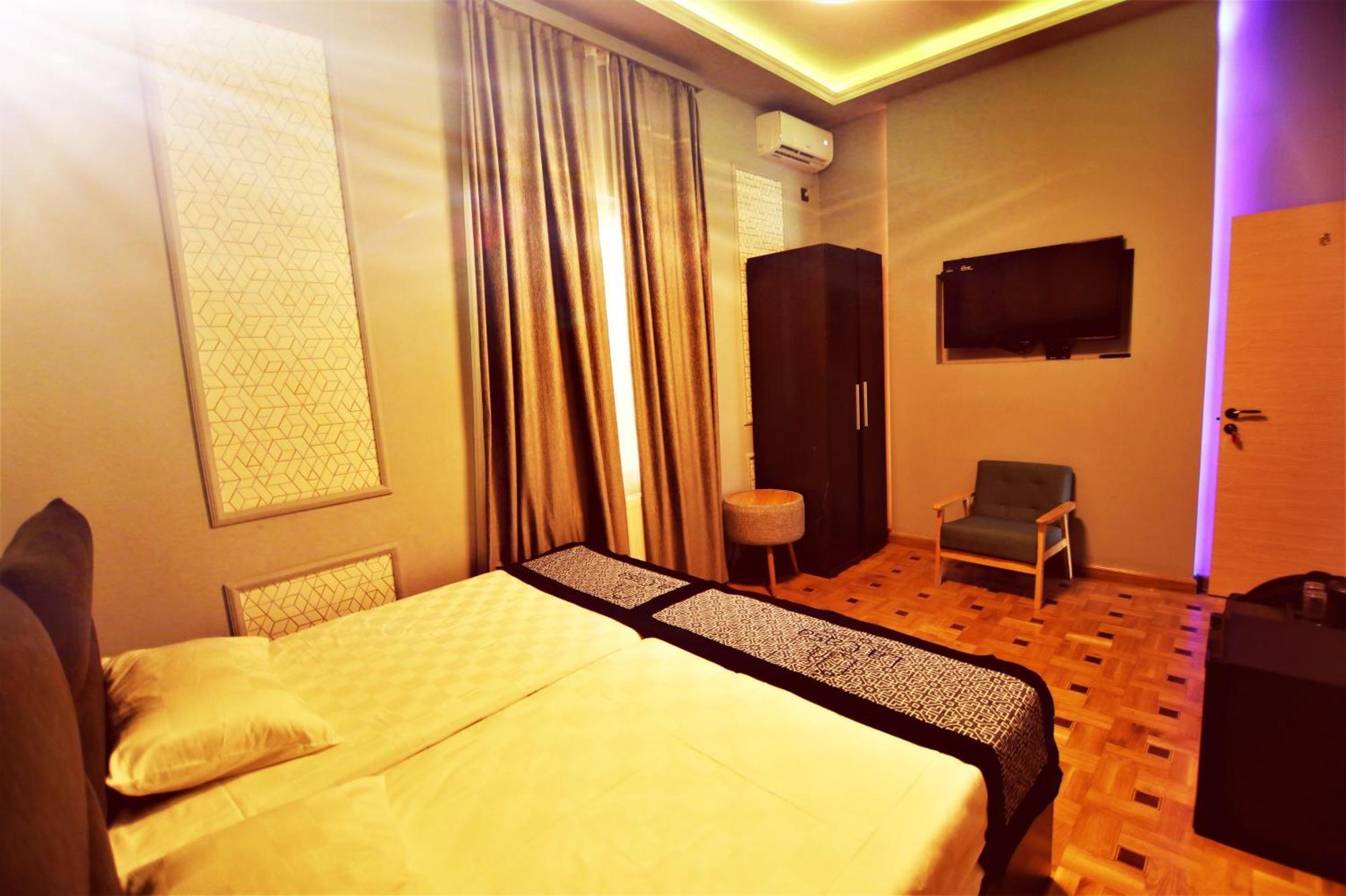 La Casa Hotel Yerevan Room photo